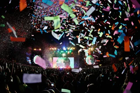 Shakira In Concert: El Dorado World Tour — кадр 8