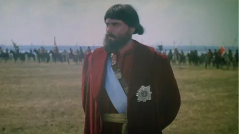 Емельян Пугачев — кадр 7