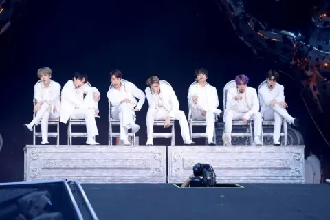 Памятники BTS: За пределами звезды — кадр 5