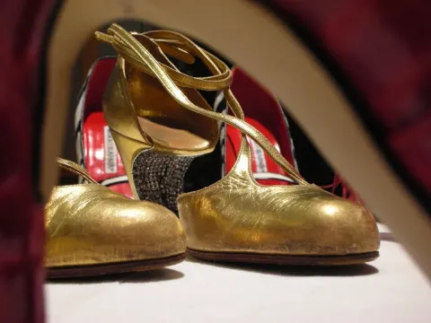 Боже, храни мой каблук — кадр 5