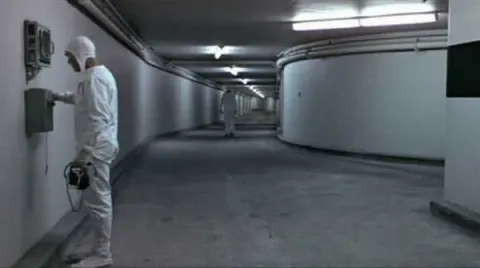Галактика THX-1138 — кадр 4
