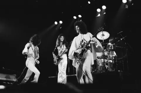 Queen: Live in Bohemia — кадр 6