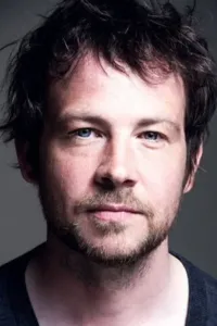 Арно Лешьен