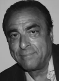 Дино Тавароне