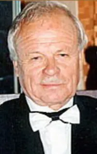 Михаил Петров