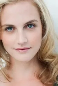 Камилла Коллар