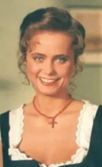 Анна Майхер