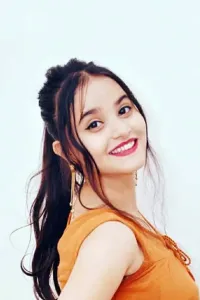 Рия Шукла