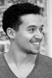 Леон Поултон